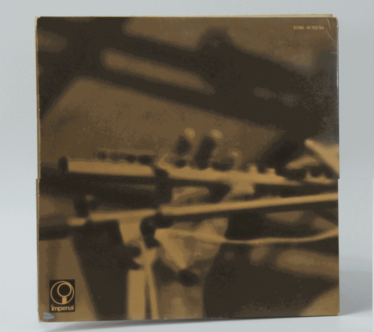 DSC04893 (Copy).gif