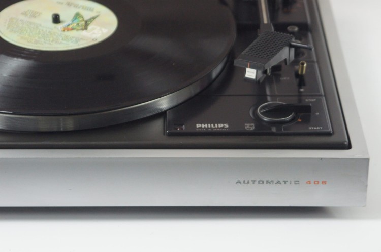 GRAMOFON PHILIPS 406