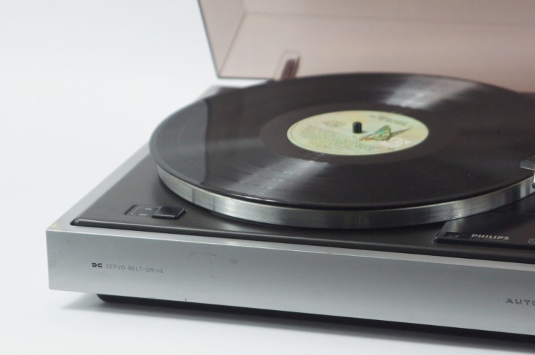 GRAMOFON PHILIPS 406