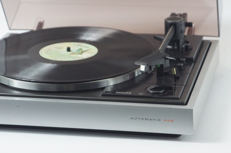 GRAMOFON PHILIPS 406