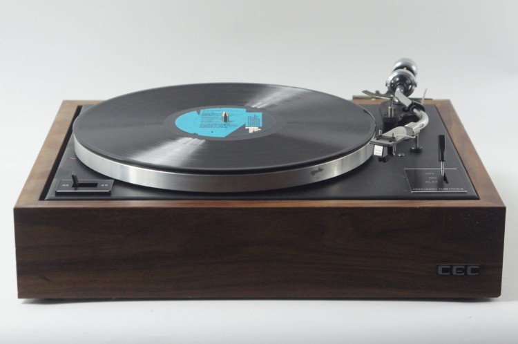 GRAMOFON CEC BD-1000
