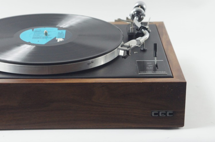 GRAMOFON CEC BD-1000