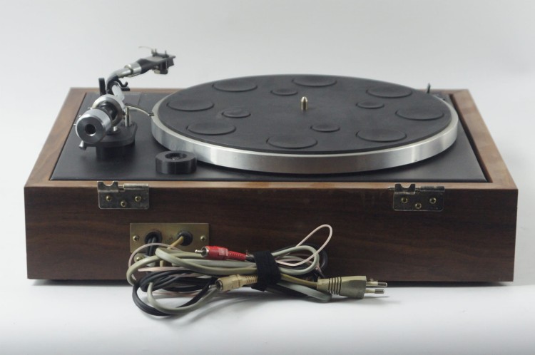 GRAMOFON CEC BD-1000