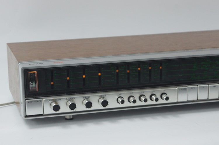 PHILIPS 702