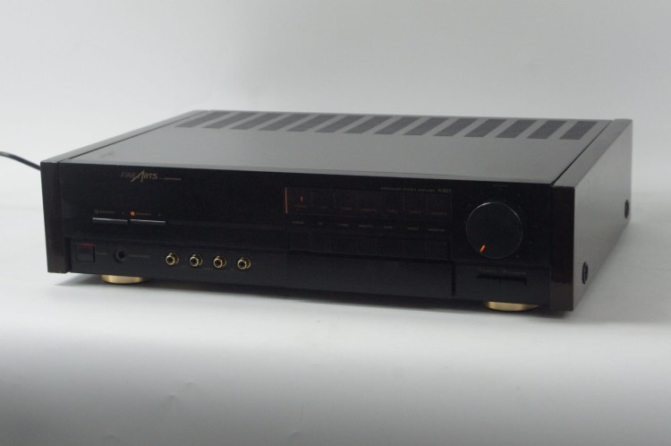 WZMACNIACZ GRUNDIG A-903