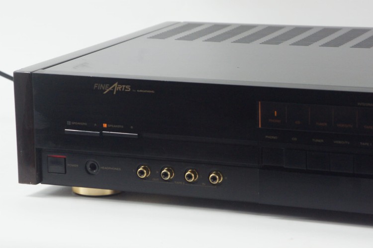 WZMACNIACZ GRUNDIG A-903