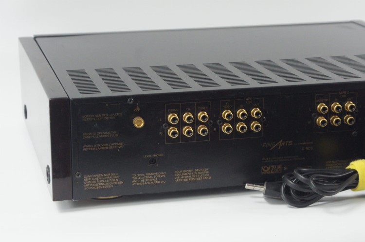 WZMACNIACZ GRUNDIG A-903