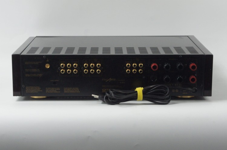 WZMACNIACZ GRUNDIG A-903