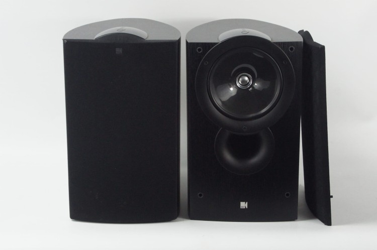 KOLUMNY KEF IQ3