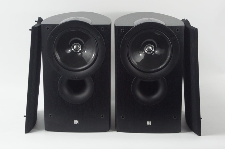 KOLUMNY KEF IQ3