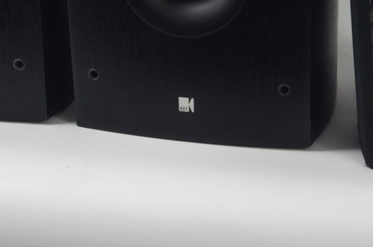 KOLUMNY KEF IQ3