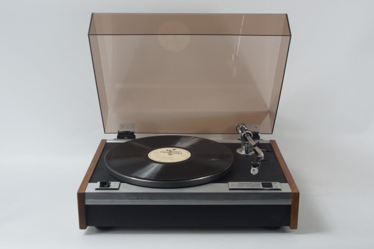 GRAMOFON MICRO SEIKI MR-322
