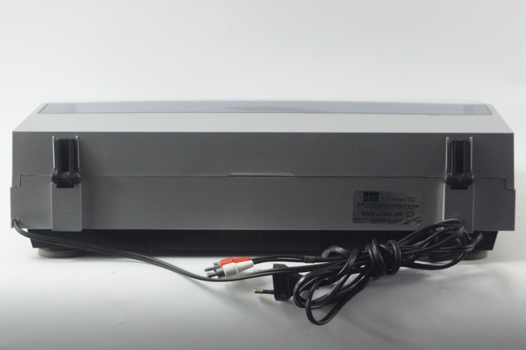 ADC LT10