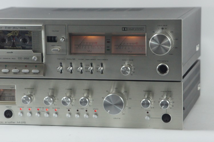 ZESTAW WZMACNIACZ SABA MI 215 + MAGNETOFON SABA CD 262