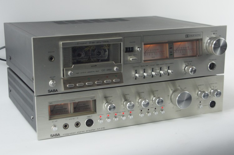 ZESTAW WZMACNIACZ SABA MI 215 + MAGNETOFON SABA CD 262
