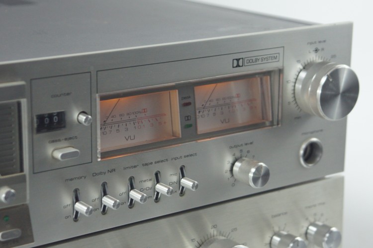 ZESTAW WZMACNIACZ SABA MI 215 + MAGNETOFON SABA CD 262