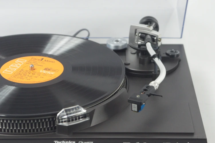 GRAMOFON TECHNICS SL-5110