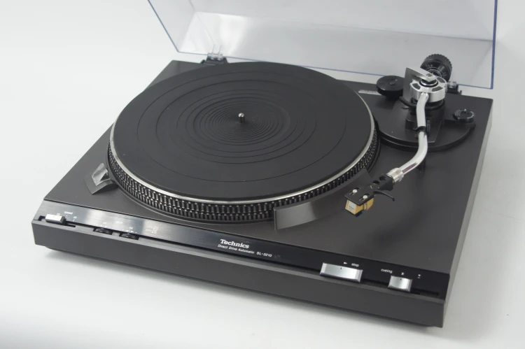 GRAMOFON TECHNICS SL-3210