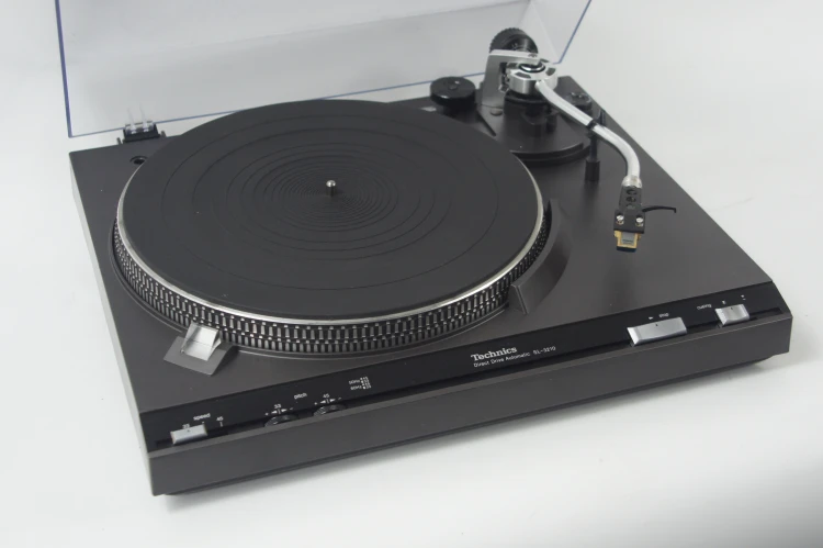 GRAMOFON TECHNICS SL-3210