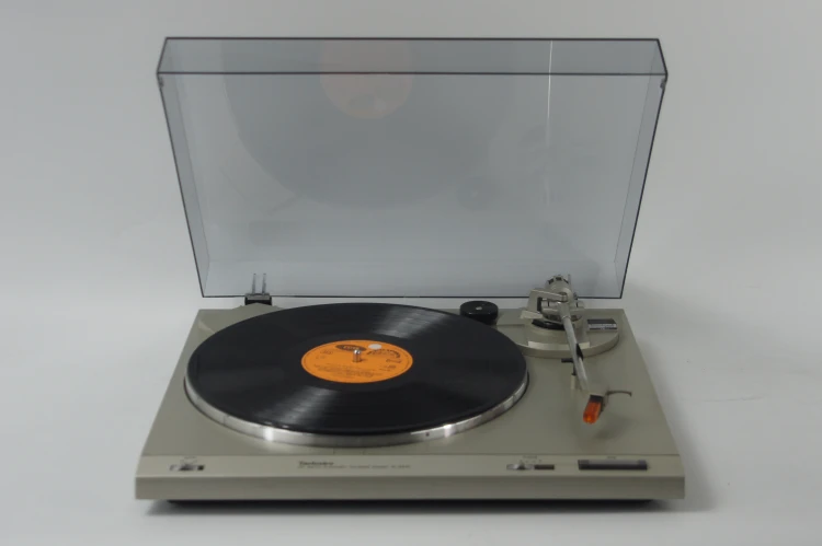 GRAMOFON TECHNICS SL-B210