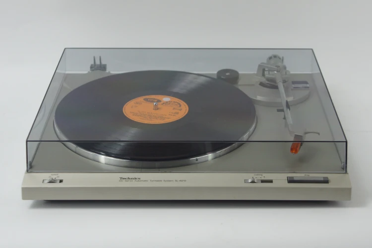 GRAMOFON TECHNICS SL-B210