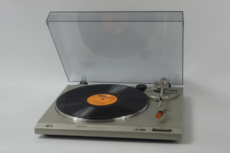 GRAMOFON TECHNICS SL-B210