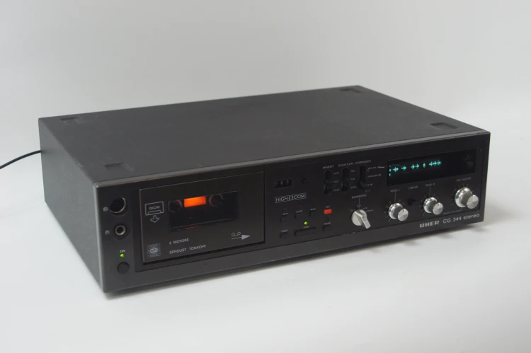 UHER CG 344