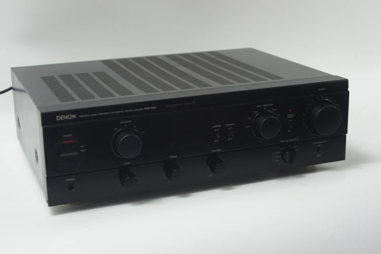 WZMACNIACZ DENON PMA-560