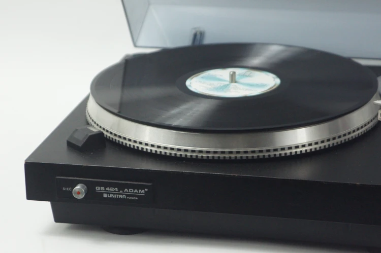GRAMOFON ADAM GS-424 "ADAM"