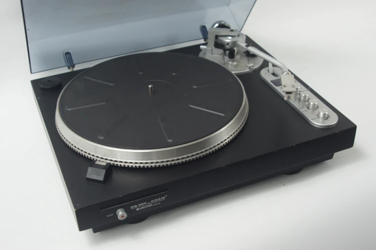 GRAMOFON ADAM GS-424 "ADAM"
