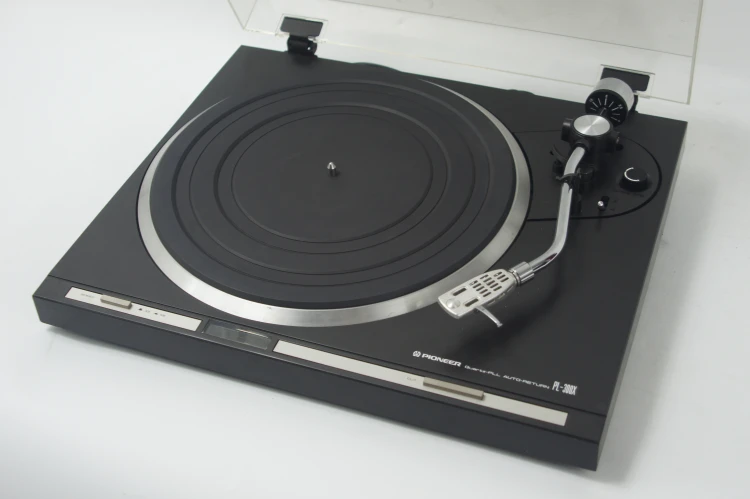 GRAMOFON PIONEER PL-300X