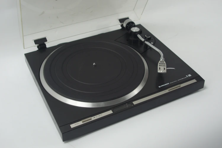 GRAMOFON PIONEER PL-300X