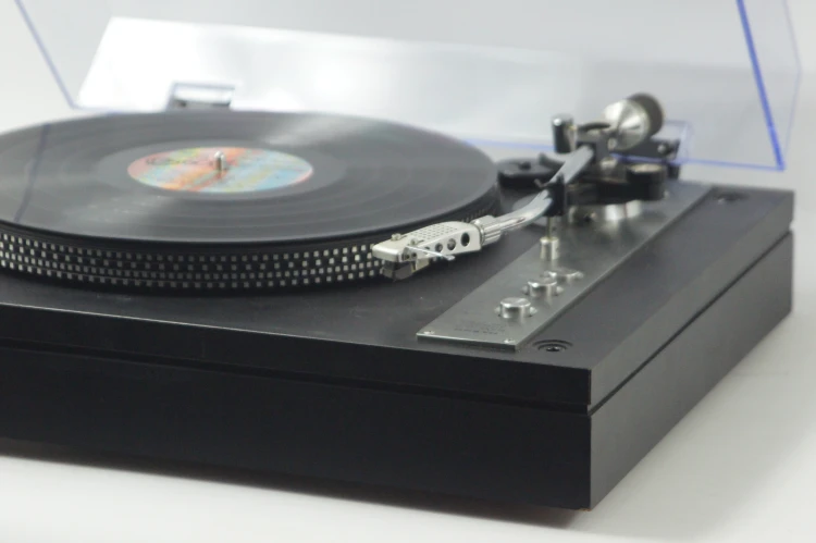 ONKYO CP-700M