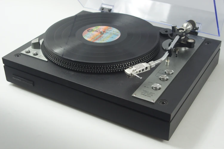 ONKYO CP-700M