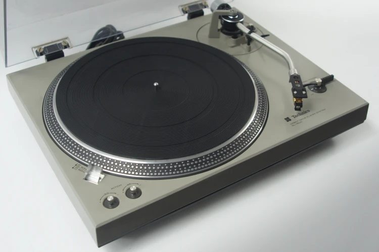 TECHNICS SL-1500