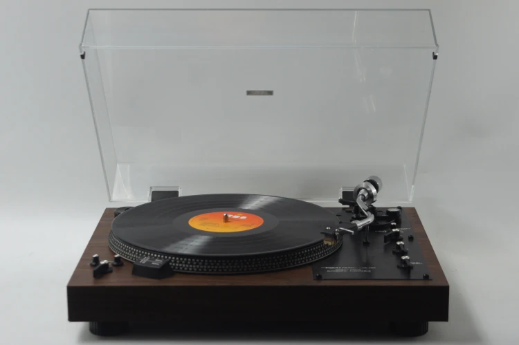 REALISTIC LAB-420