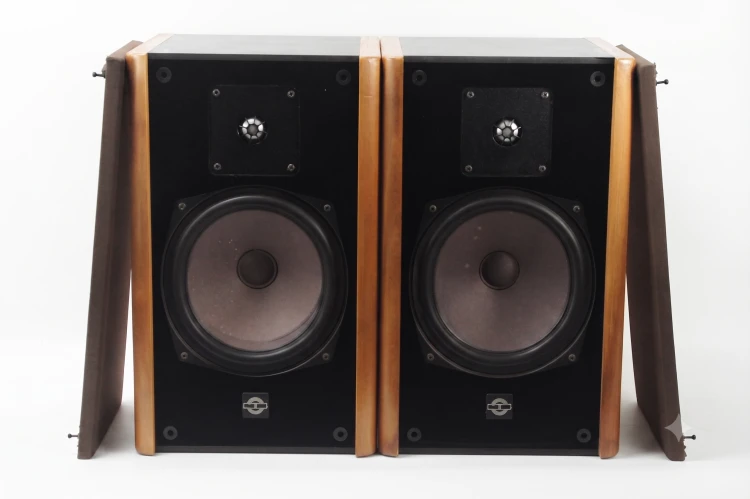 KOLUMNY MB QUART 280