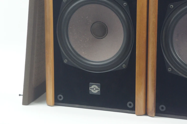 KOLUMNY MB QUART 280