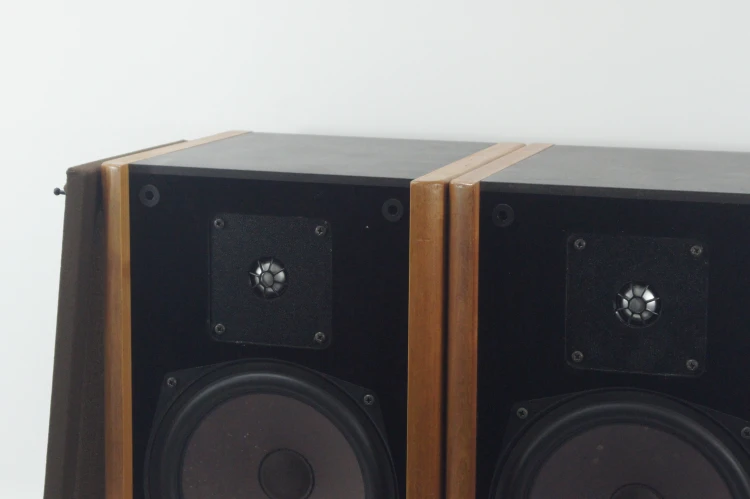 KOLUMNY MB QUART 280
