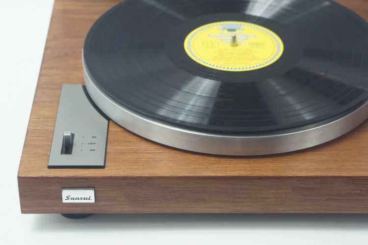 GRAMOFON SANSUI SR-222