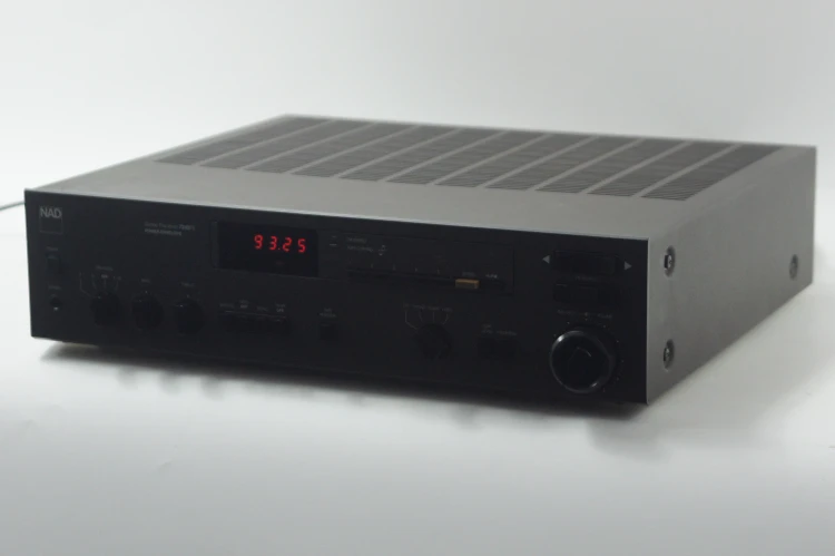 NAD 7240PE