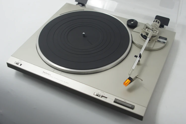 TECHNICS SL-B210