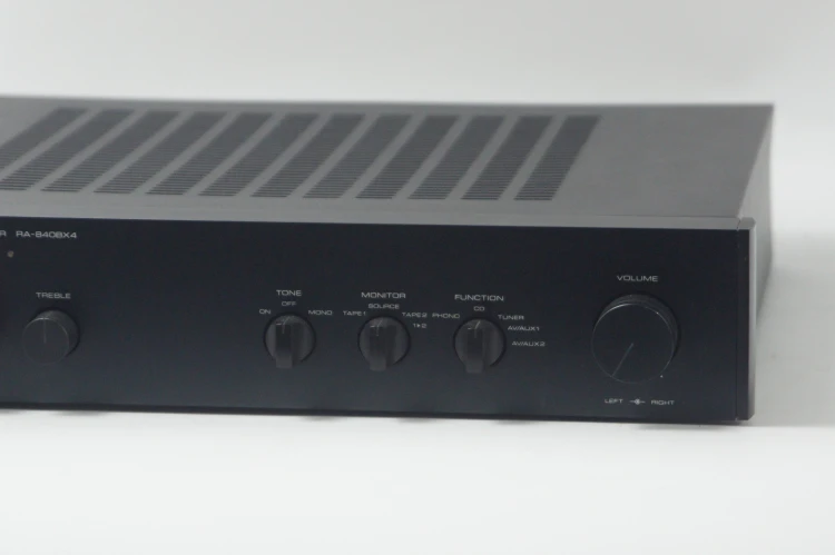 WZMACNIACZ ROTEL RA-840BX