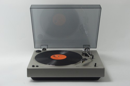 GRAMOFON AKAI AP-001