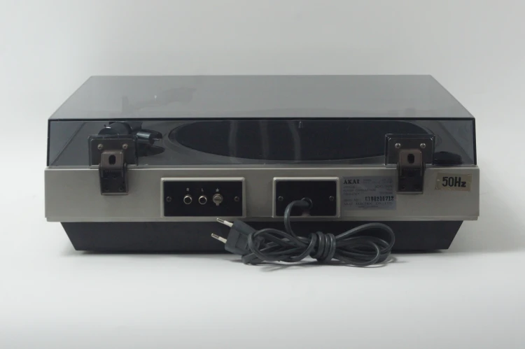GRAMOFON AKAI AP-001