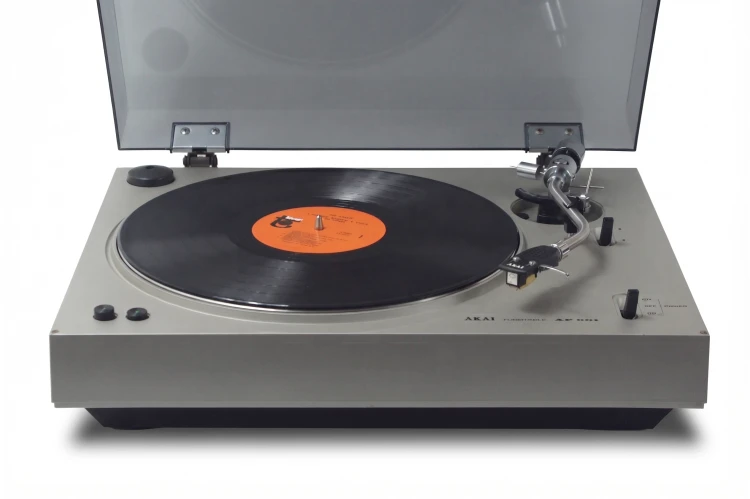 GRAMOFON AKAI AP-001