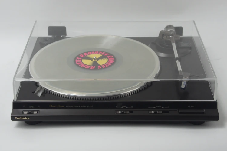 GRAMOFON TECHNICS SL-DD33