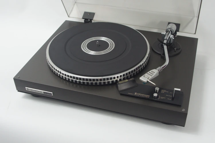 GRAMOFON KENWOOD KD-2070