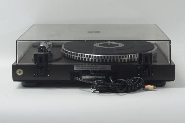 GRAMOFON KENWOOD KD-2070