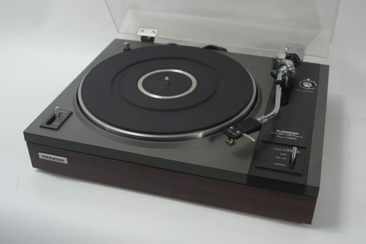 GRAMOFON PIONEER PL-112D